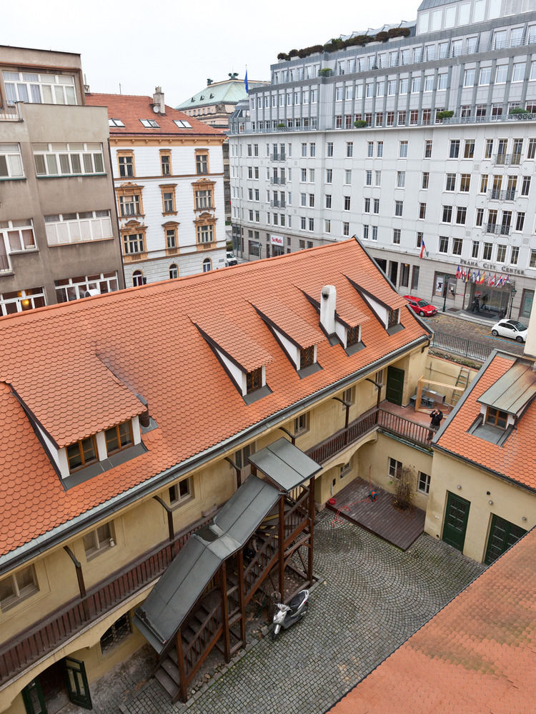 Oasis Prague Apartments Esterno foto